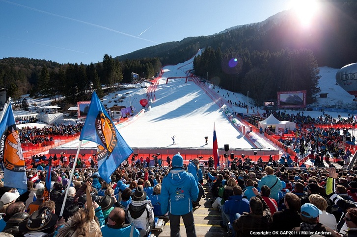 Zur News: Tribünen und Infrastruktur FIS Alpine SKI-WM 2011