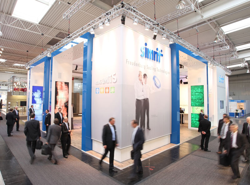 Zur News: b&b setzt Messestand von Simrit in Szene