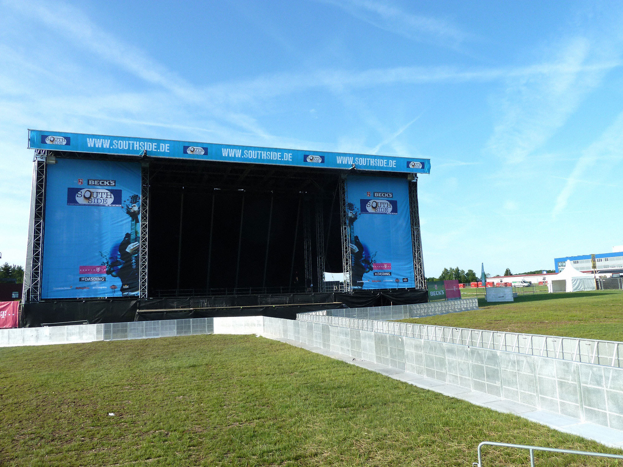 Zur News: eps beliefert Festivaldoppel Southside & Hurricane