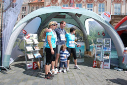Zur News: Tirol Werbung auf Tour mit X-GLOO