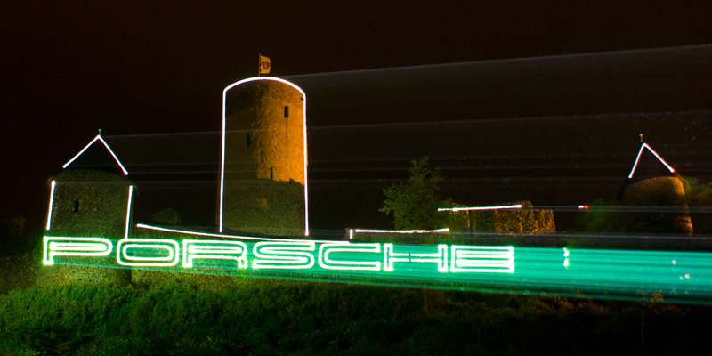 Zur News: tarm Showlaser GmbH lässt die Nürburg erstrahlen