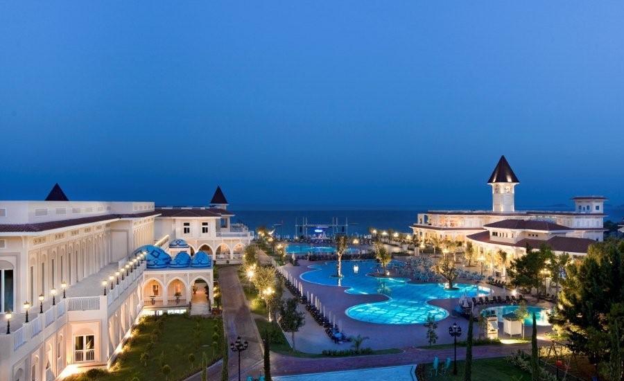 Zur News: accolos vermarktet Premium MICE Resorts
