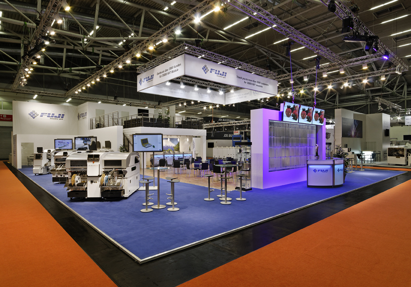 Zur News: Fuji Machine feiert mit mac auf der productronica