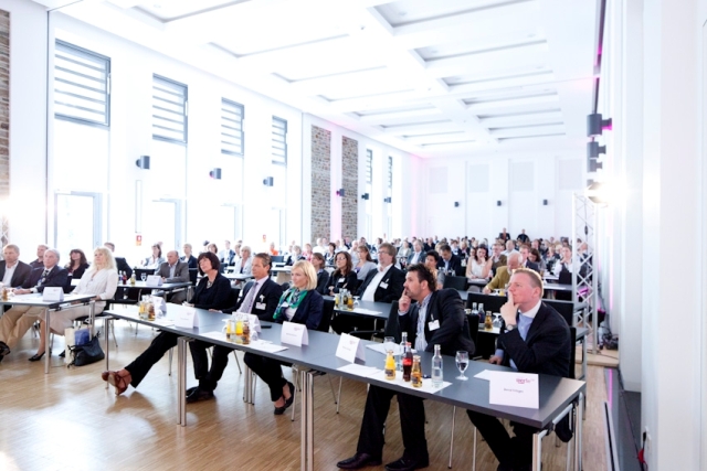 Zur News: Tradierte und moderne Werte im 2.0-Zeitalter