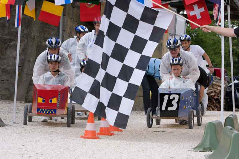 Zur News: Team-Building durch handwerkliches Geschick