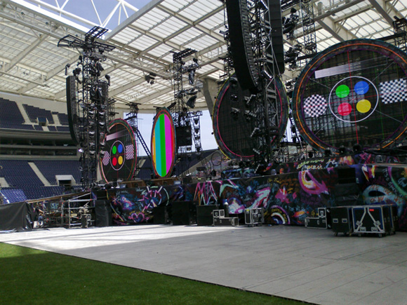 Zur News: eps mit Coldplay auf Open Air Tour durch Europa