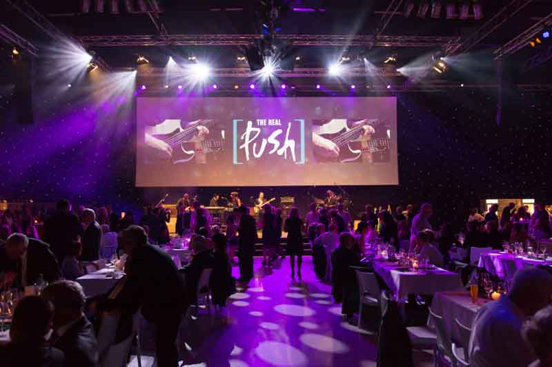 Zur News: b&b eventtechnik unterstützt Charity-Gala