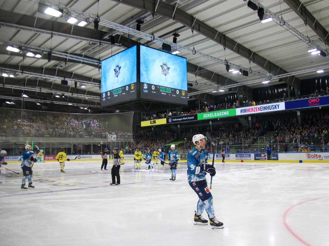 Zur News: ArKaos Studio Server 4K bespielt in der Einssporthalle Kassel knapp 7 Millionen Pixel