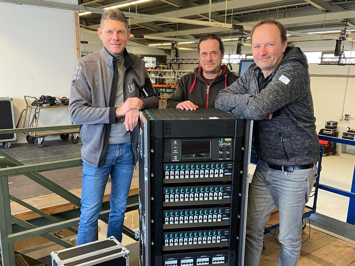 Zur News: gruppe20 setzt auf die neue smarte Stromversorgung Unitour von LSC Control Systems