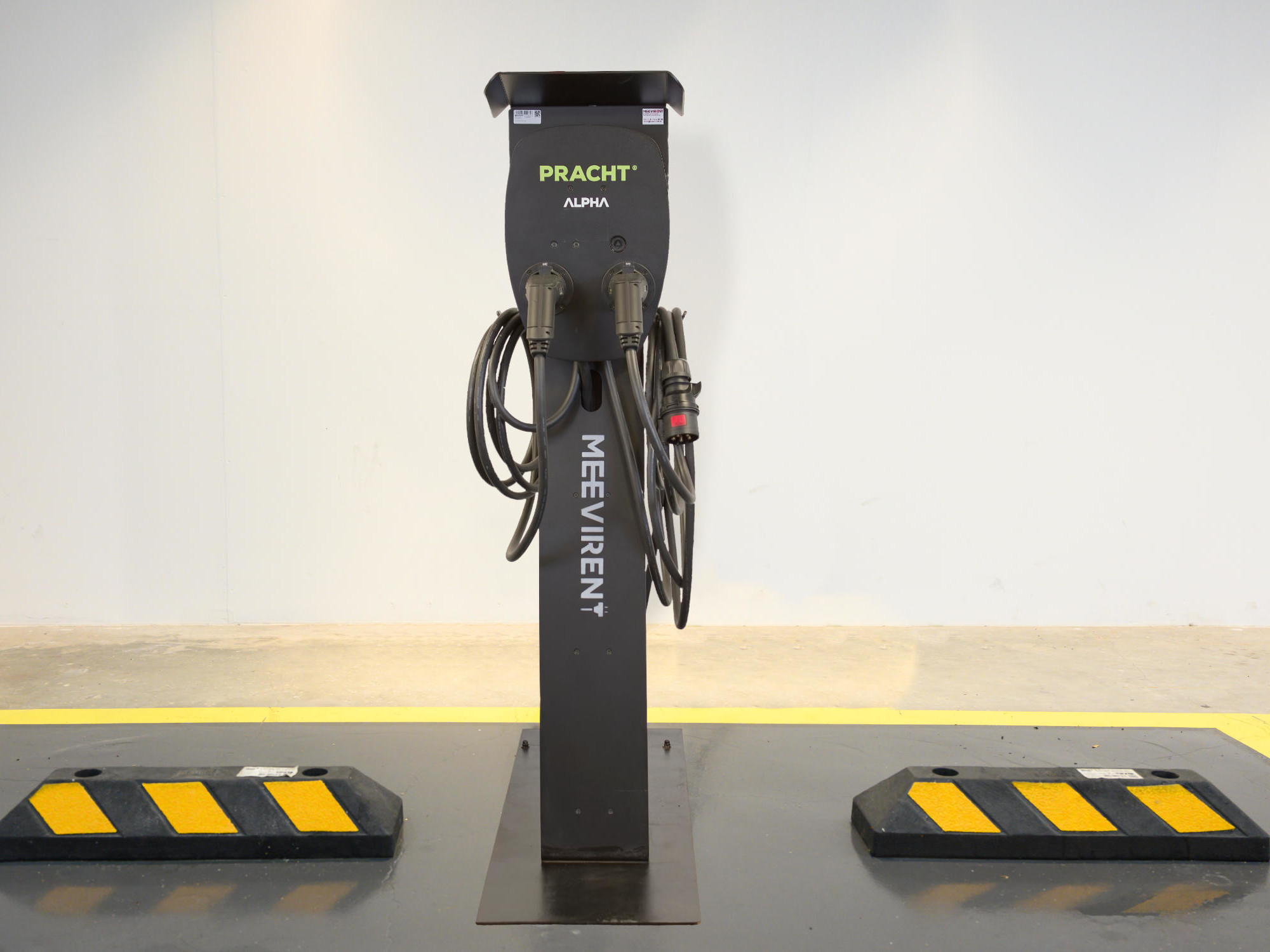 Zur News: MEEVI-rent stellt mobile Stromtankstelle zur Verfügung