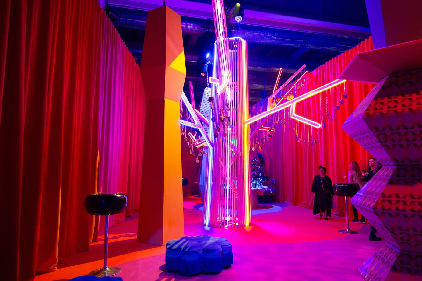 Zur News: Pioneers inszeniert Vorwerk International Award Night als immersive Erlebniswelt