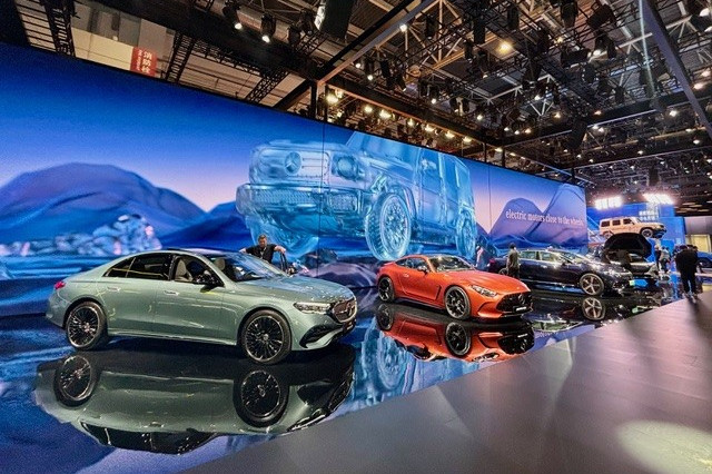 Zur News: Hibino unterstützte Mercedes-Benz auf der Auto China 2024