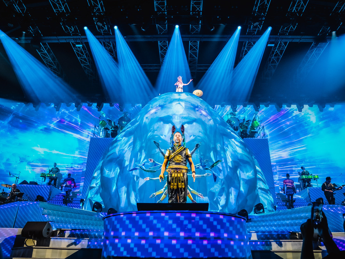 Zur News: DJ BoBo auf Jubiläumstour mit FOLLOW-ME
