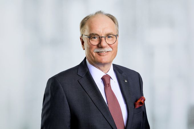 Zur News: Koelncongress-Geschäftsführer Bernhard Conin verabschiedet sich nach 44 Jahren in den Ruhestand