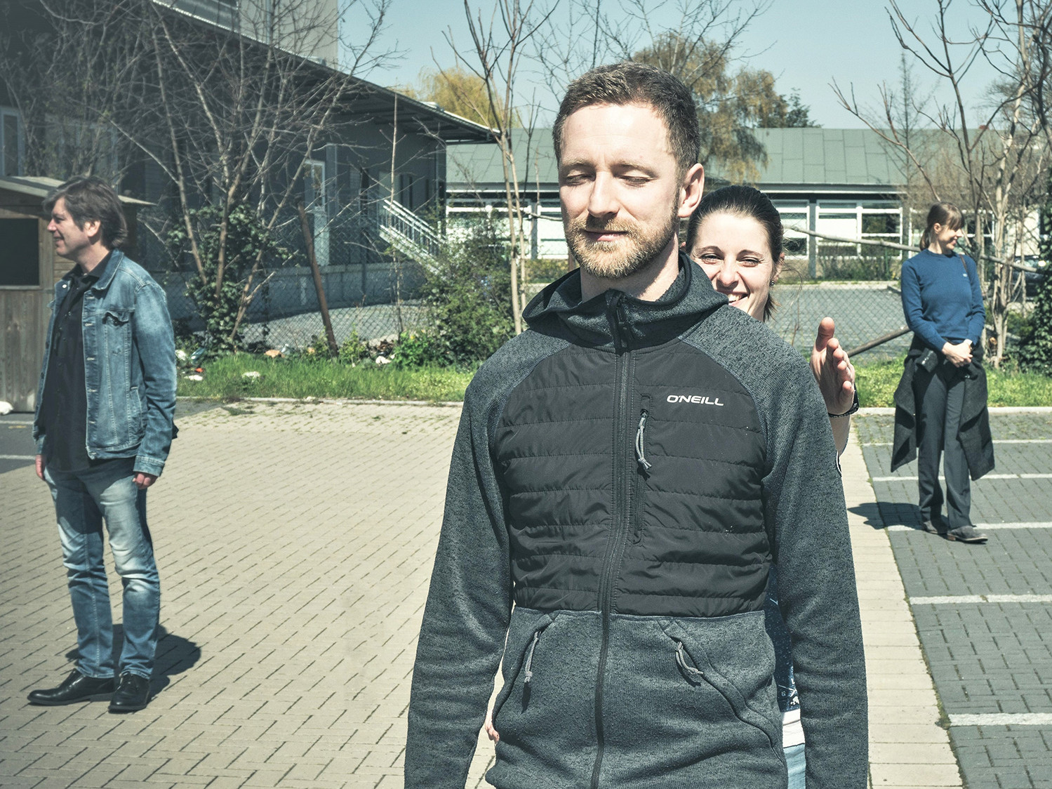 Zur News: Arts-based Learning bei DEAplus – innovative Trainingsmethoden in Meister*innen-Fortbildung