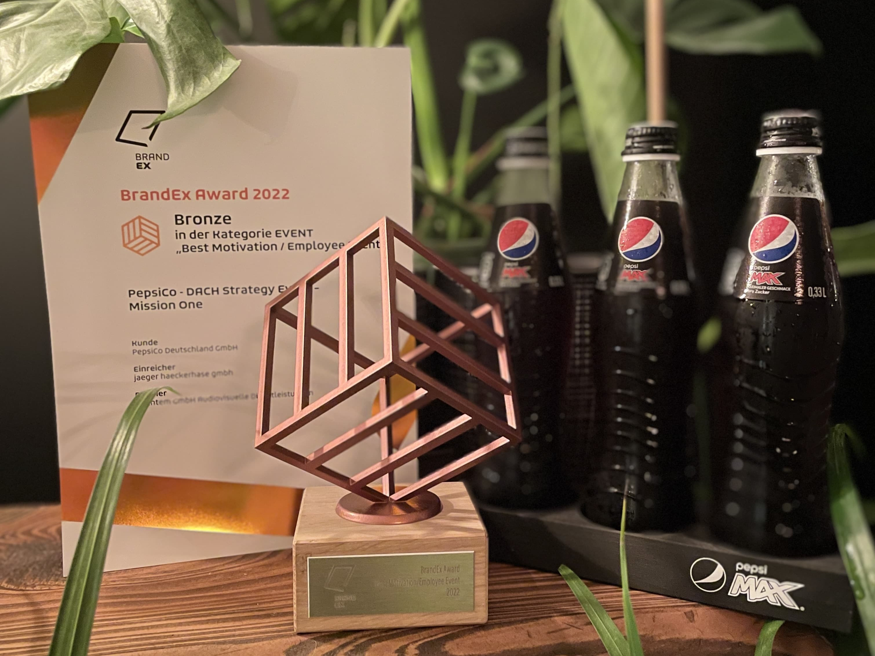 Zur News: PepsiCo gewinnt mit Strategy Event „Mission ONE“ begehrten BrandEX Award 2022