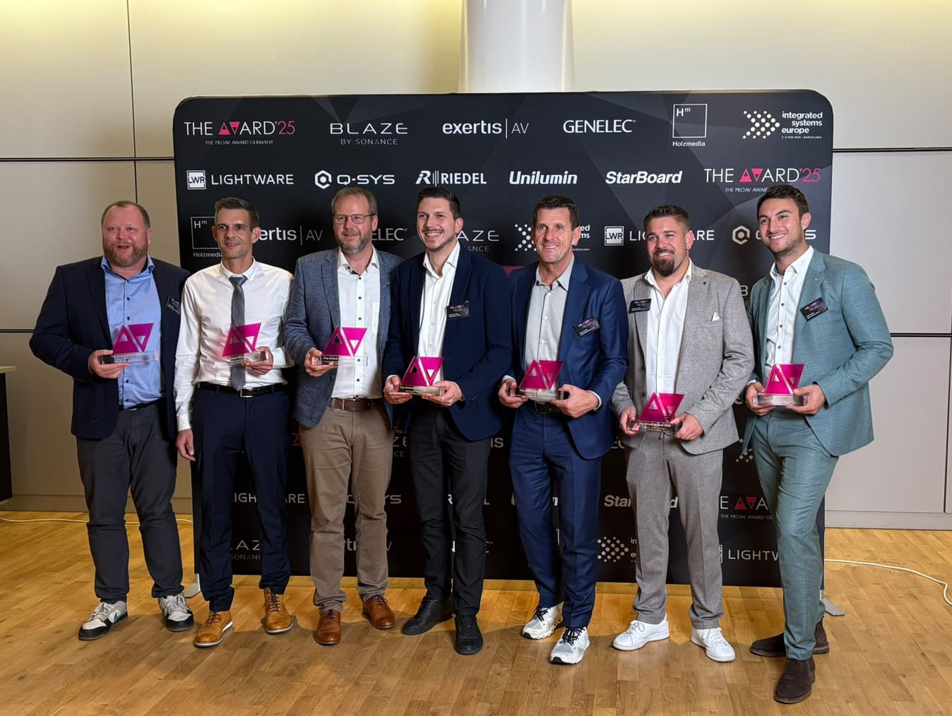 Zur News: ELA PRO gewinnt The AVard mit dem Projekt „Sprachalarmierung im Westfield Hamburg-Überseequartier“