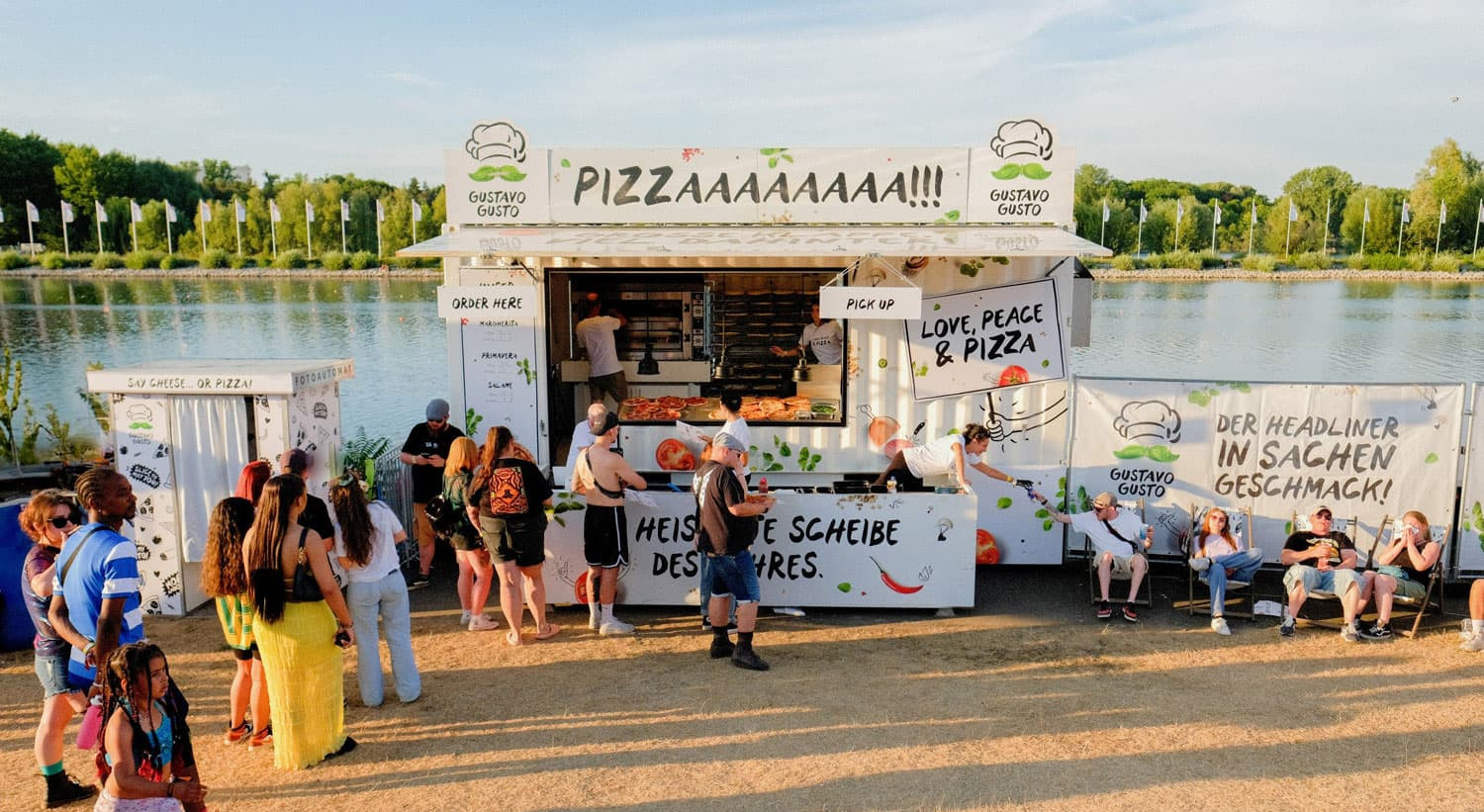 Zur News: Gustavo Gusto bringt Festival-Feeling und frische Pizza auf über 30 Events