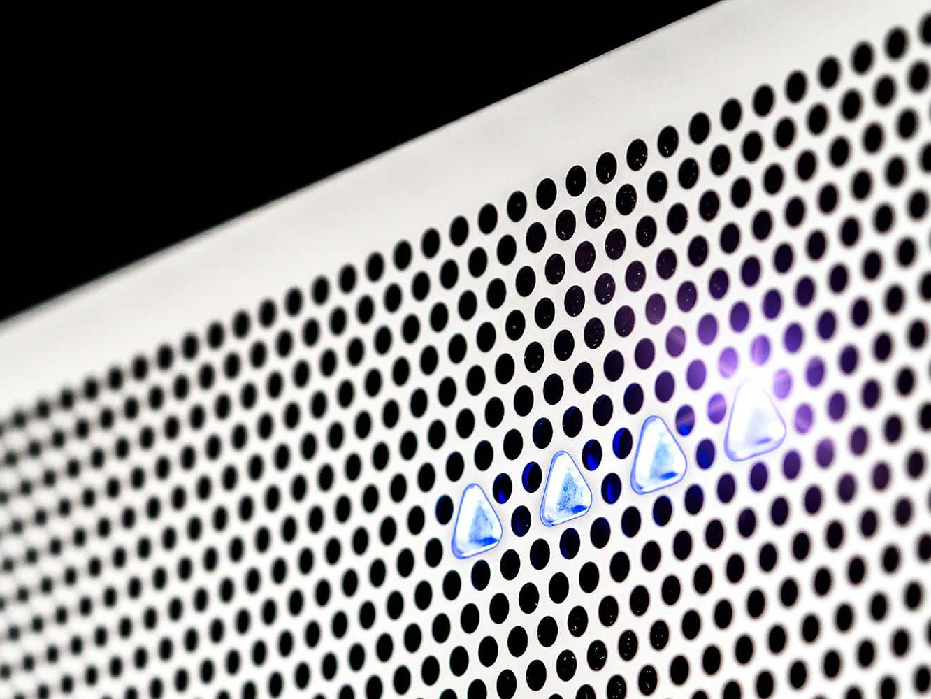 Zur News: ClearOne präsentiert Voice Lift-Upgrade für das BMA 360