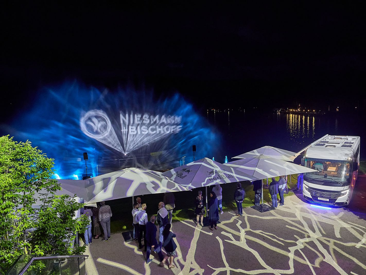 Zur News: Niesmann+Bischoff Launch am Wolfgangsee überzeugt mit PIXERA
